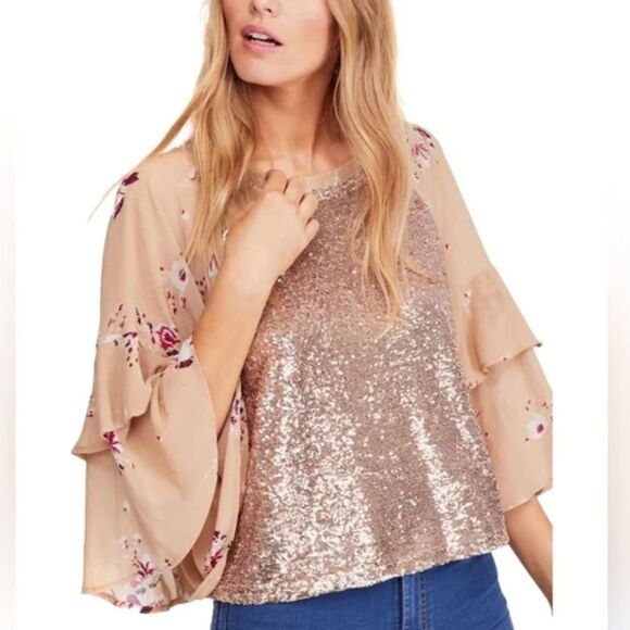 Free People Tops - Free People Shimmy and Shake Sequin Flutter Sleeve Top Sz Small Gold Floral Boho